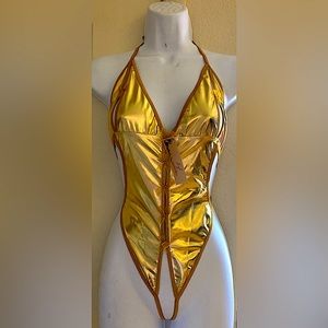 Exotic Dancer/Rave attire. O/S. Gold metallic. Stretchy.